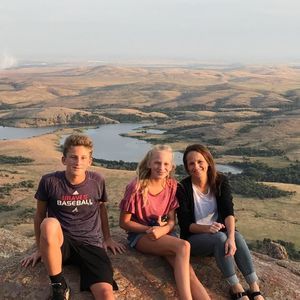 Meet your Posher, Clarissa